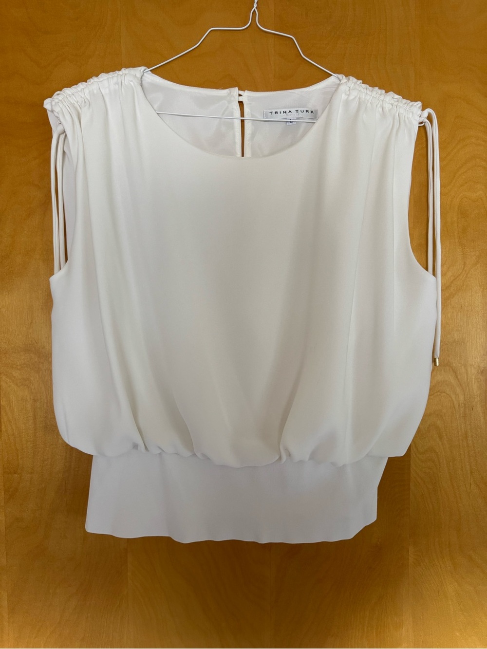 Trina Turk White Sleeveless Blouson Top with Ruched Shoulder Ties